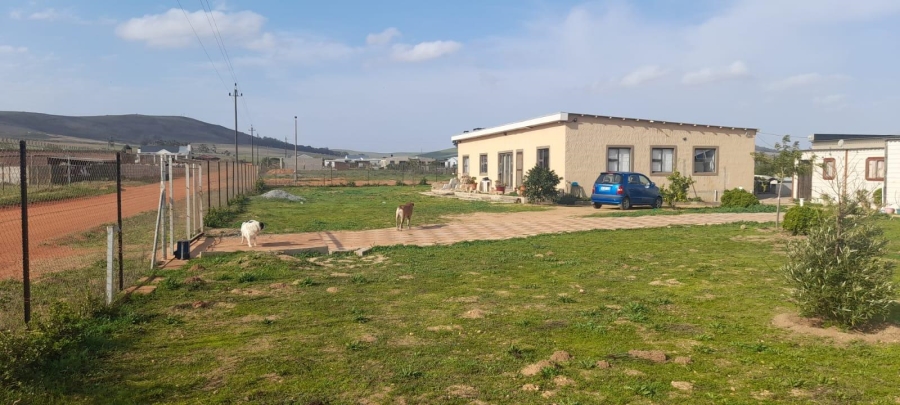 4 Bedroom Property for Sale in Hooikraal Western Cape